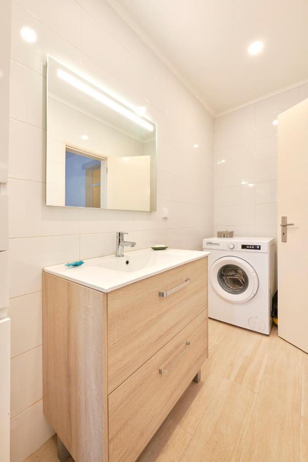 Charming 3Br Apt W/ Patio, By Timecooler Lisboa Exterior foto